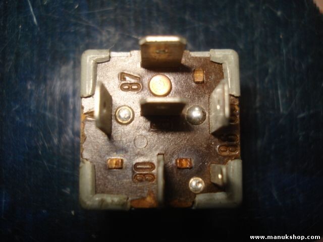 Relé Opel 90060264 90 060 264