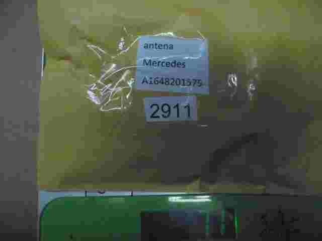 Amplificador de antena  Mercedes-Benz W221 W251 W216 CL W164 ML A1648201575