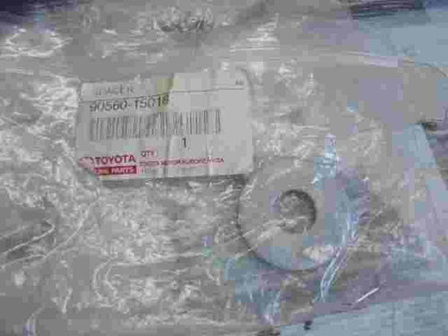 1 unidad Spacer  Toyota Land Cruiser 9056015018 90560-15018