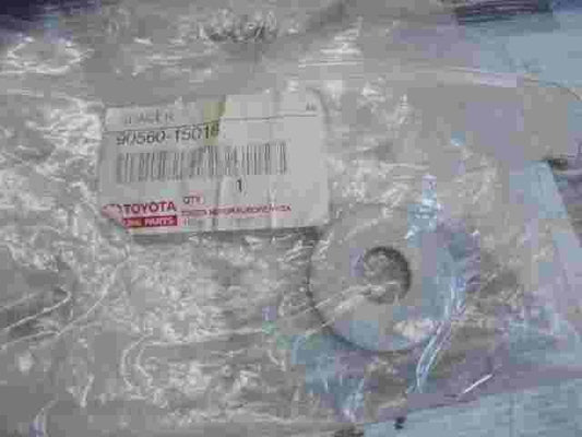 1 unidad Spacer  Toyota Land Cruiser 9056015018 90560-15018