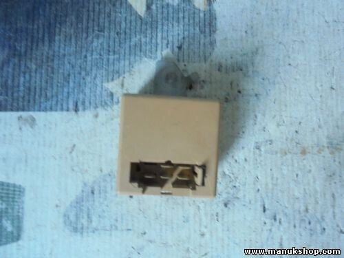 Oil Level Relé Mitsubishi Pajero Montero II V1 V2 V3 V4 MD168999 0680000850