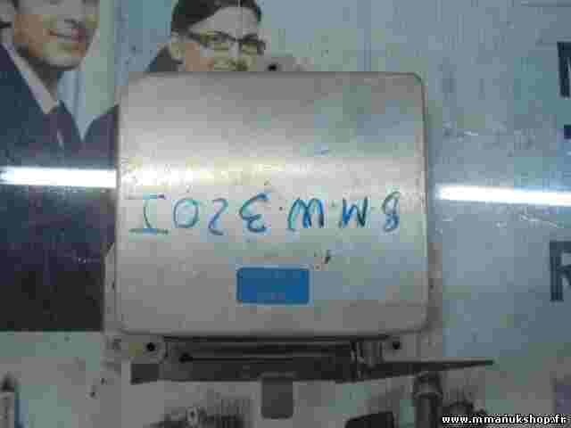 Centralita BMW E30 320i 323i 520i 0280001301 BOSCH 0 280 001 301