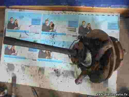 Mangueta buje delantera derecha Land Rover HRC2374 HRC 2374 2D01 2 D 01