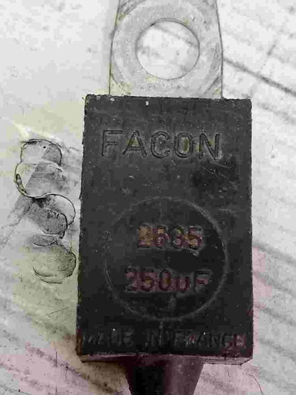 Condensador Renault R9 Espace Safrane Facon 2635250uF 2635-250uF 2635 250uF