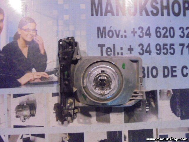 Faro delantero izquierdo Nissan Terrano Pathfinder WD21 2606043600