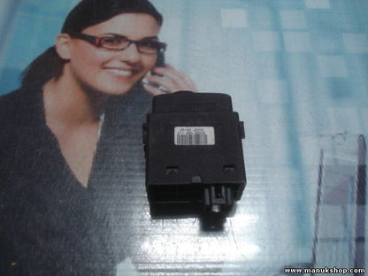 Interruptor de nivelación de faros Nissan 25190JD00C 25190 JD00C 21146022D08