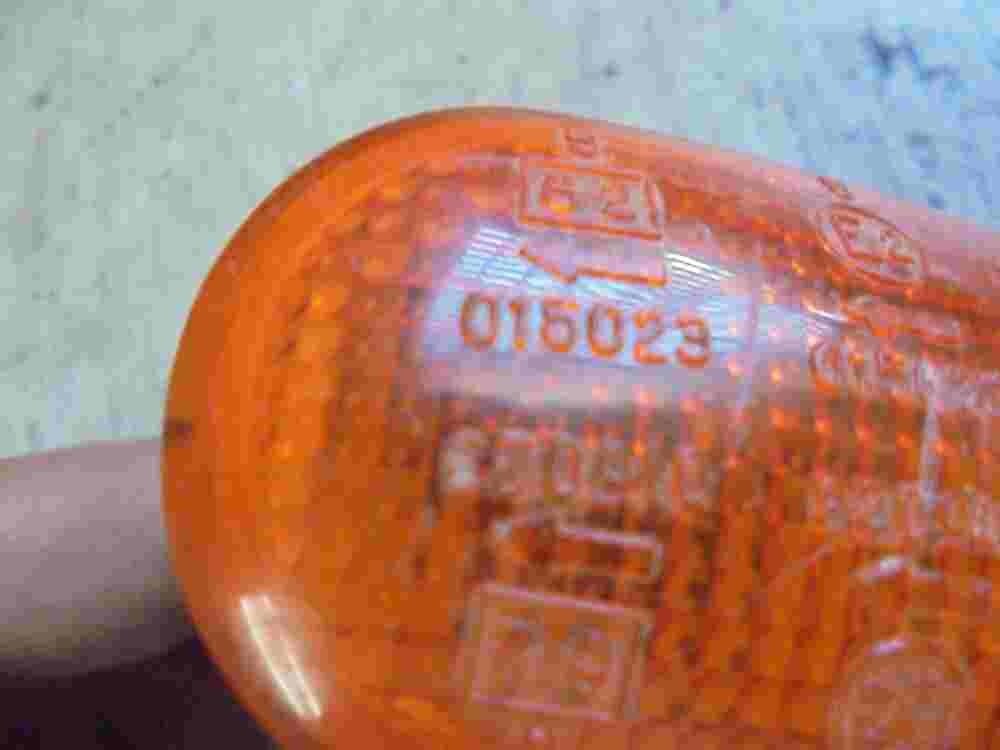 Piloto Lateral Mitsubishi L200 015023 0464852 046-4852