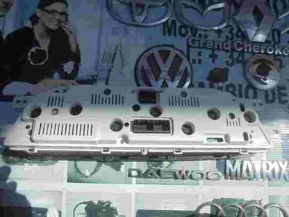 Cuadro de instrumentos SsangYong Rodius 1SX 8020021100 80200-21100 11000918400S