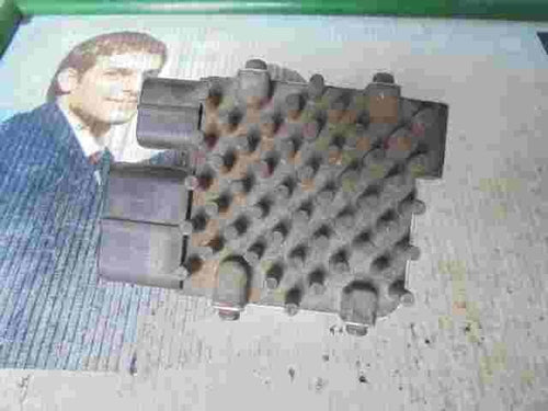 Centralita modulo electroventilador Mitsubishi Galant DENSO 12V 1049933012