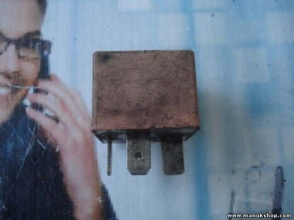 Relé  Renault Clio Laguna Scenic Mmegane Kangoo 8200308271