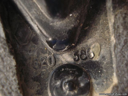 Emblema Renault 820386