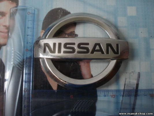 Emblema delantero Nissan Primera P12 65890AU300 65890 AU300 2002-2007