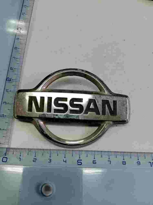 Emblema Nissan Almera 8 cm. 2C27