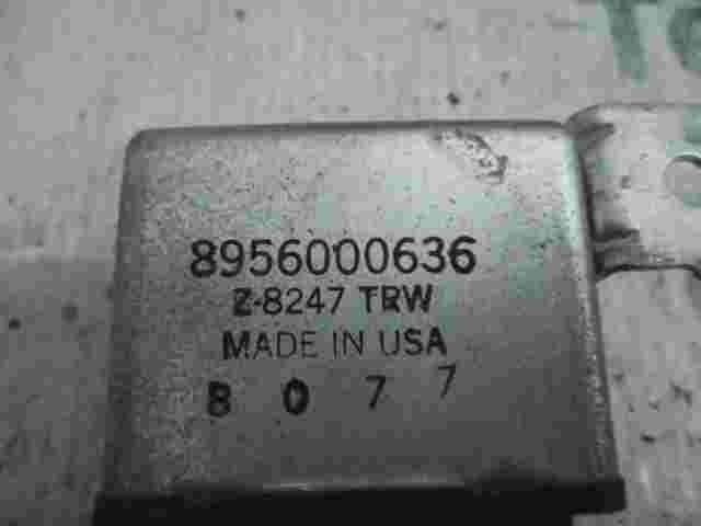 Relé Jeep Cherokee Xj 8956000636 TRW Z-8247
