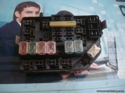 Caja de fusibles Hyundai Coupe Tiburon 91210 27580 ENG I33 9121027580