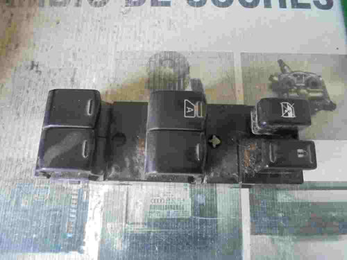 mando botonera elevalunas Nissan Cube NILES 809611FC0A/B 80961 1FC0A/B