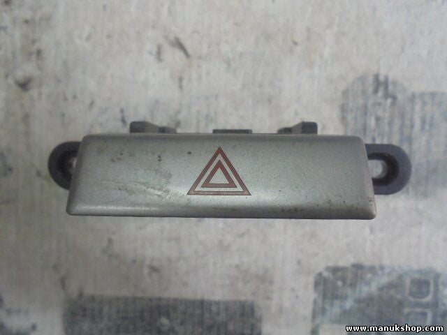 Interruptor de emergencia warning Mazda BT-50 Ford Ranger 2006