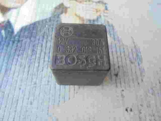 Relè pompa carburante Kia Sportage 0332019151 0 332 019 151 BOSCH 12V