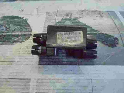 Válvula de vacío Mercedes-Benz E-Klasse W124 E W201 190 2018003315 053851A