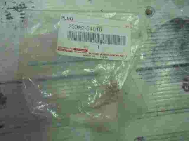 Radiator Petcock Drain Plug  Toyota Yaris P10 Corolla IS 250 350 2332254010 233