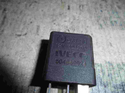 Iveco Daily 504049024 677.50 12V 10/20A relè