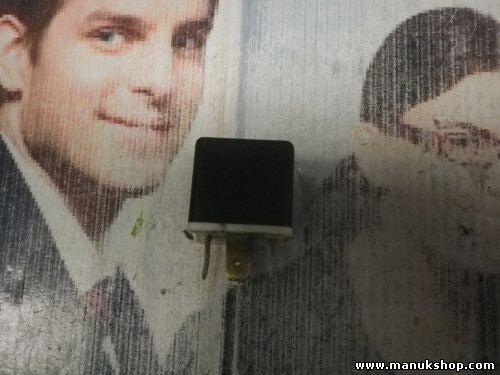 Relé Iveco Renault Trafic 10/20A 24V HELLA 4RD00352007 4RD003520-07