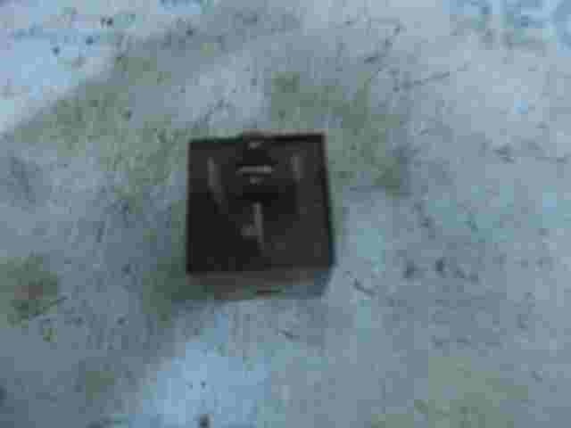 Unidad control antinieblas Nissan Atleon Cabstar Guilera 020383 01500972-0