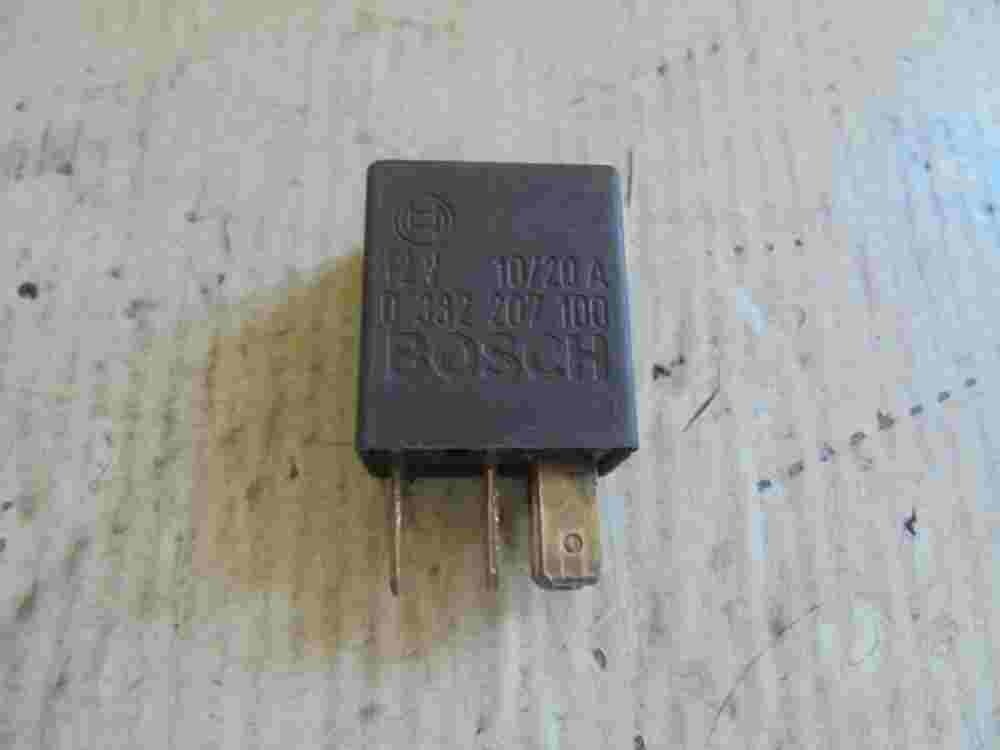 Relé Opel Astra BOSCH 0332207100 0 332 207 100