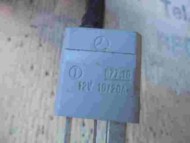 Relè Mercedes-Benz A00457105KS A0045 A 004 545 7105KS 677.10 12V/20A