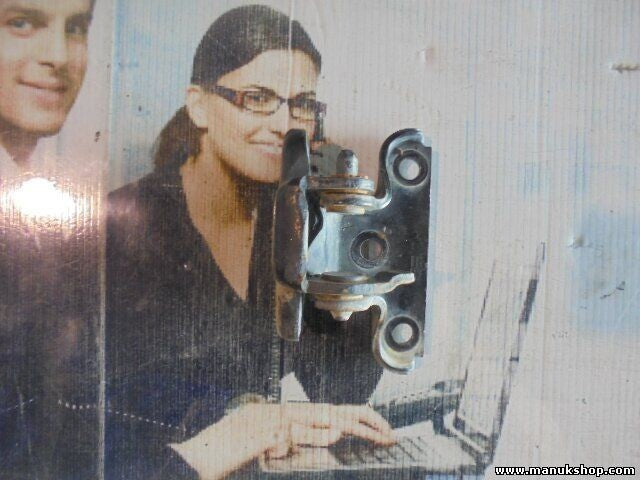 Bisagra de la puerta trasera derecha abajo Land Rover Discovery I LJ, LG 2.5 TDI