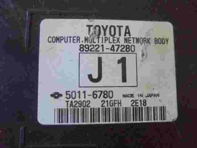Unidad de control multicine red cuerpo Toyota Prius J1 8922147280 50116780