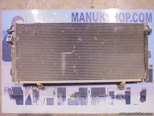 Condensador radiador aire acondicionado Mitsubishi Pajero MR360415 MR398788