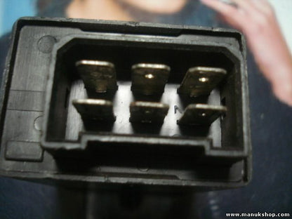 Relé del limpiaparabrisas Scania 3 HELLA 5WG00245019 5WG002450-19