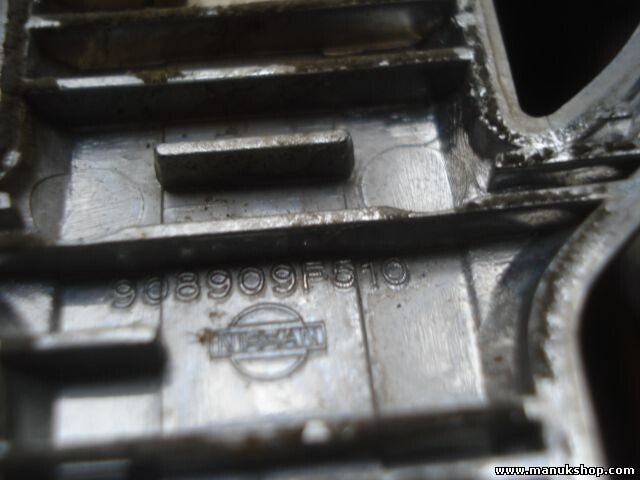 Emblema trasero NISSAN PRIMERA P11 908909F