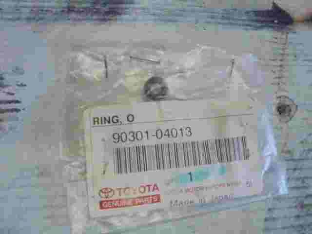 Fuel Injection Pressure Regulator O-Ring  Toyota Camry XV40 XV50 9030104013