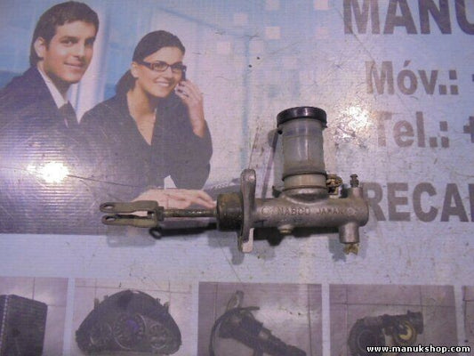Cilindro ó Bombín Esclavo de Embrague Nissan Terrano II 3061055S0A 3061055S11