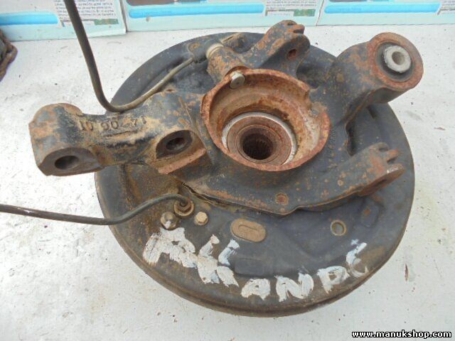 Mangueta buje trasera izquierda Land Rover 82KW, 100KW HRC2889