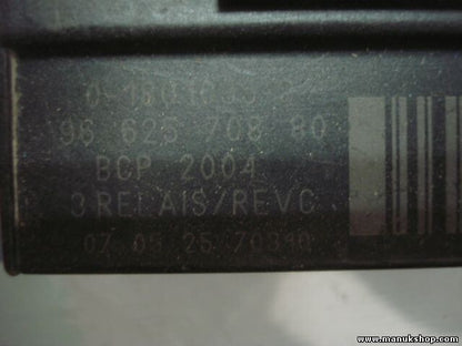 Recocido controlador Glow relé enchufe Peugeot 308 Citroen C4 Grand 9662570880