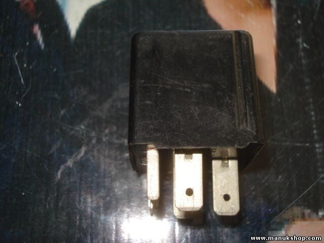 Faro de control del relé Audi 80 S2 443919469B 443 919 469 B HELLA