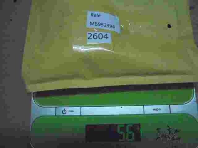 Relé Mitsubishi Carisma Volvo V40 Bj. 96-00 MB953394 72HM100