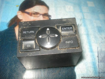 Cambia il sistema di navigazione Audi A8 D2 4D0919885 4DO919885 GMBH 7612001129