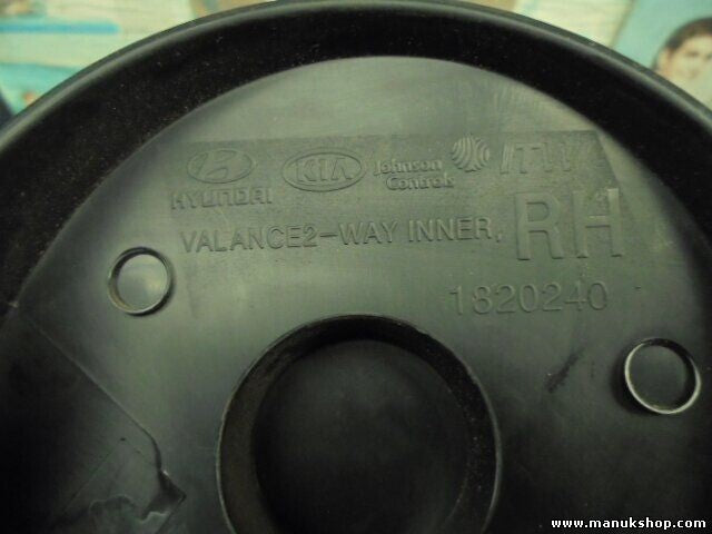 Panel de la funda del asiento derecha KIA Sorento 2497 ccm 103 KW 140 PS 1820240