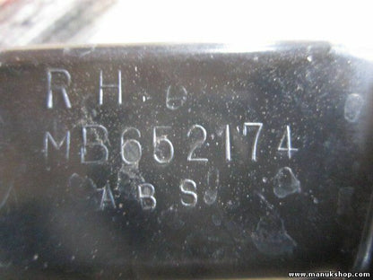 Rejilla Aireadora  Mitsubishi Pajero Mk2 2.8 MB652174 RH