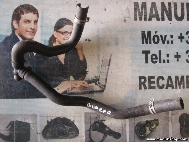 Manguera de agua de refrigeración Chevrolet Blazer 202020 PA6.6 GF30