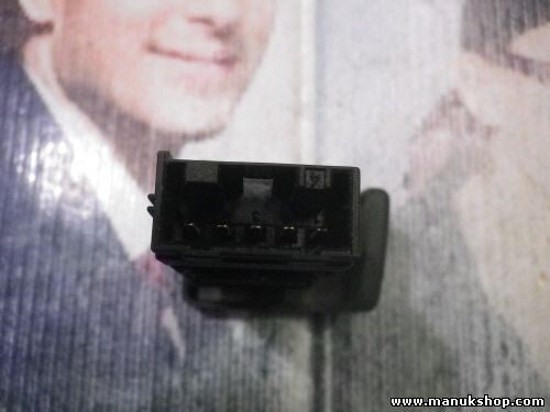 Interruptor del limpiaparabrisas trasero Land Rover YUE100560LNF 03035069A