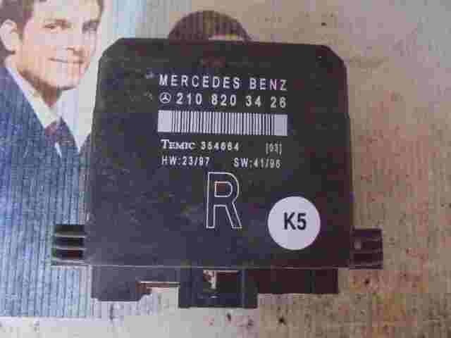 Unidad de control cámara de la puerta Mercedes-Benz 2108203426 210 820 34 26 K5