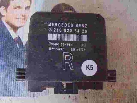 Unidad de control cámara de la puerta Mercedes-Benz 2108203426 210 820 34 26 K5