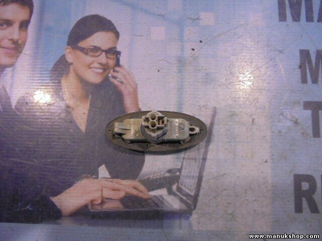 Piloto Lateral Derecho izquierdo Mazda  046-4120 0464859 0464120