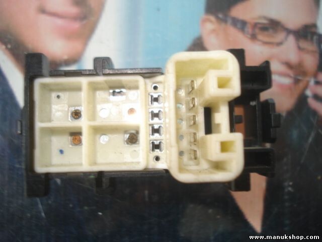 mando botonera elevalunas Toyota Auris 192829 4 1928294