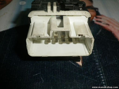 mando botonera elevalunas Renault Laguna Espace VEL Satis 8200250650 015090A